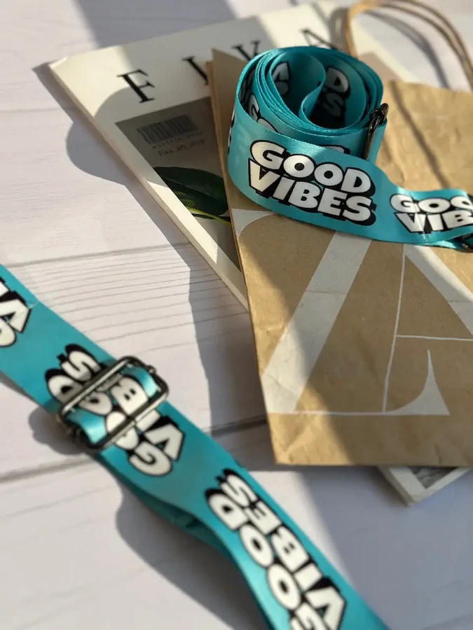 bec176 بند Good Vibes