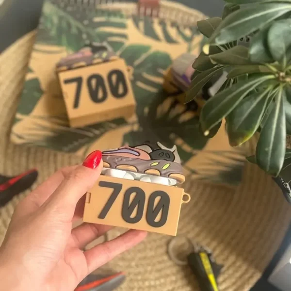 کاور ایرپاد Adidas YEEZY 700