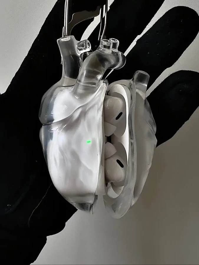 db1caa کاور ایرپاد The heart