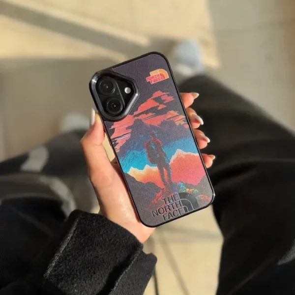قاب Pixelate The North Face
