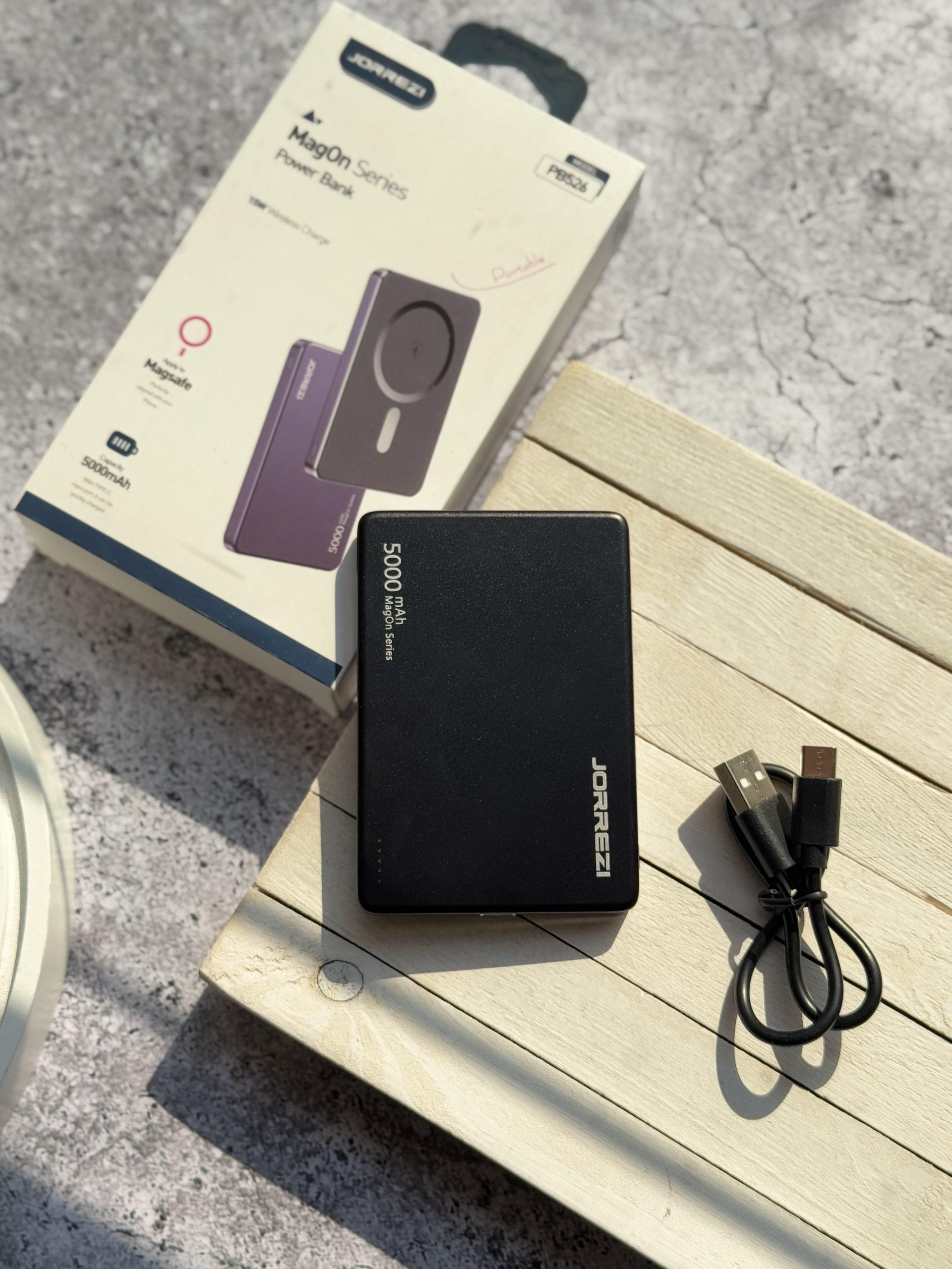 پاور بانک 5 هزار MagOn Series برند JORREZI (کدB9017)