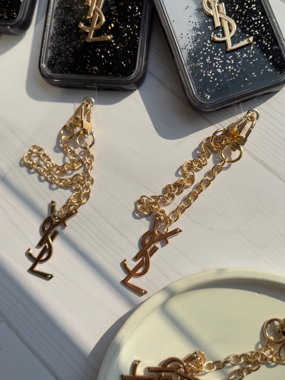 قاب Black YSL آکواریومی با آویز (کدC1936) - تصویر 2