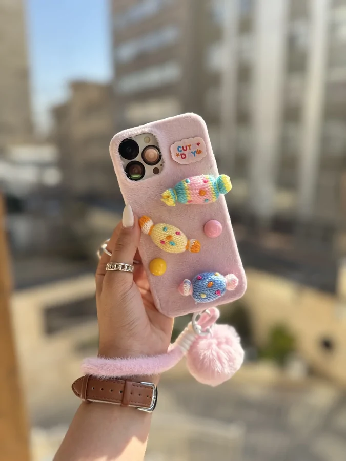d71914 قاب شکلات کاموایی با آویز