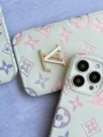 قاب Louis Vuitton هولوگرامی آیفون
