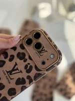 قاب Louis Vuitton Leopard Golden (کدC2319) - تصویر 3
